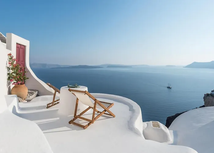 The Sculptor's House By Cycladica *